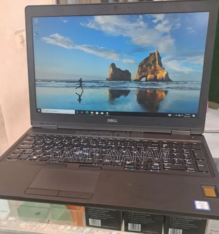 New Laptop Dell 8GB Intel Core I7 SSD 256GB