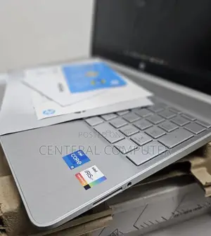 New Laptop HP Stream Notebook 8GB Intel Core I5 SSD 256GB
