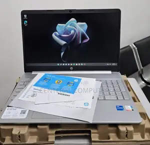 New Laptop HP Stream Notebook 8GB Intel Core I5 SSD 256GB