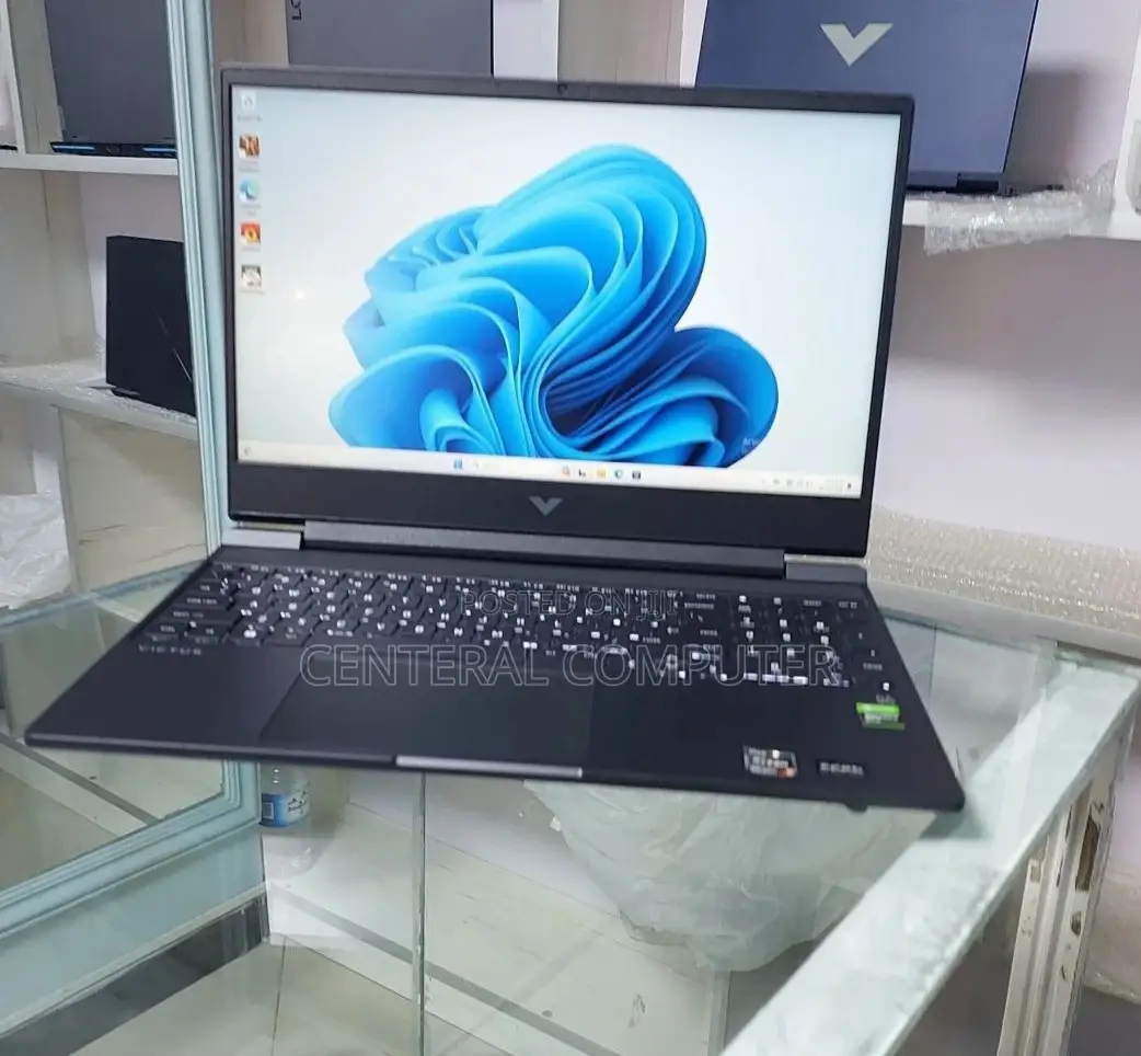 New Laptop HP Victus 15 16GB Intel Core I7 SSD 512GB