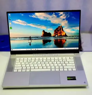 New Laptop Razer Blade 16GB Intel Core I5 SSD 1T