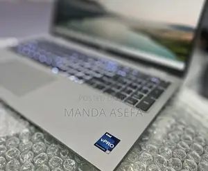 New Laptop Dell 16GB Intel Core I7 SSD 512GB