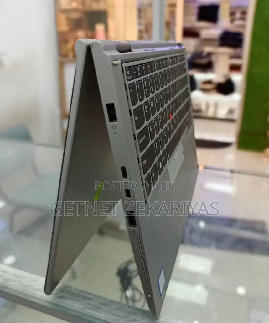 New Laptop Lenovo ThinkPad X390 Yoga 8GB Intel Core I5 SSD 512GB