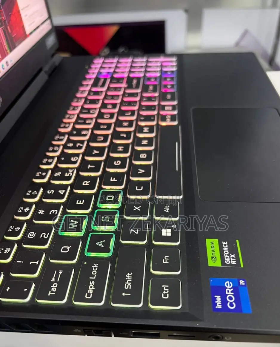 New Laptop Acer Predator Helios 300 16GB Intel Core I9 SSD 1T