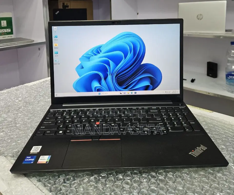 New Laptop Lenovo 16GB Intel Core I7 HDD+SSD 512GB