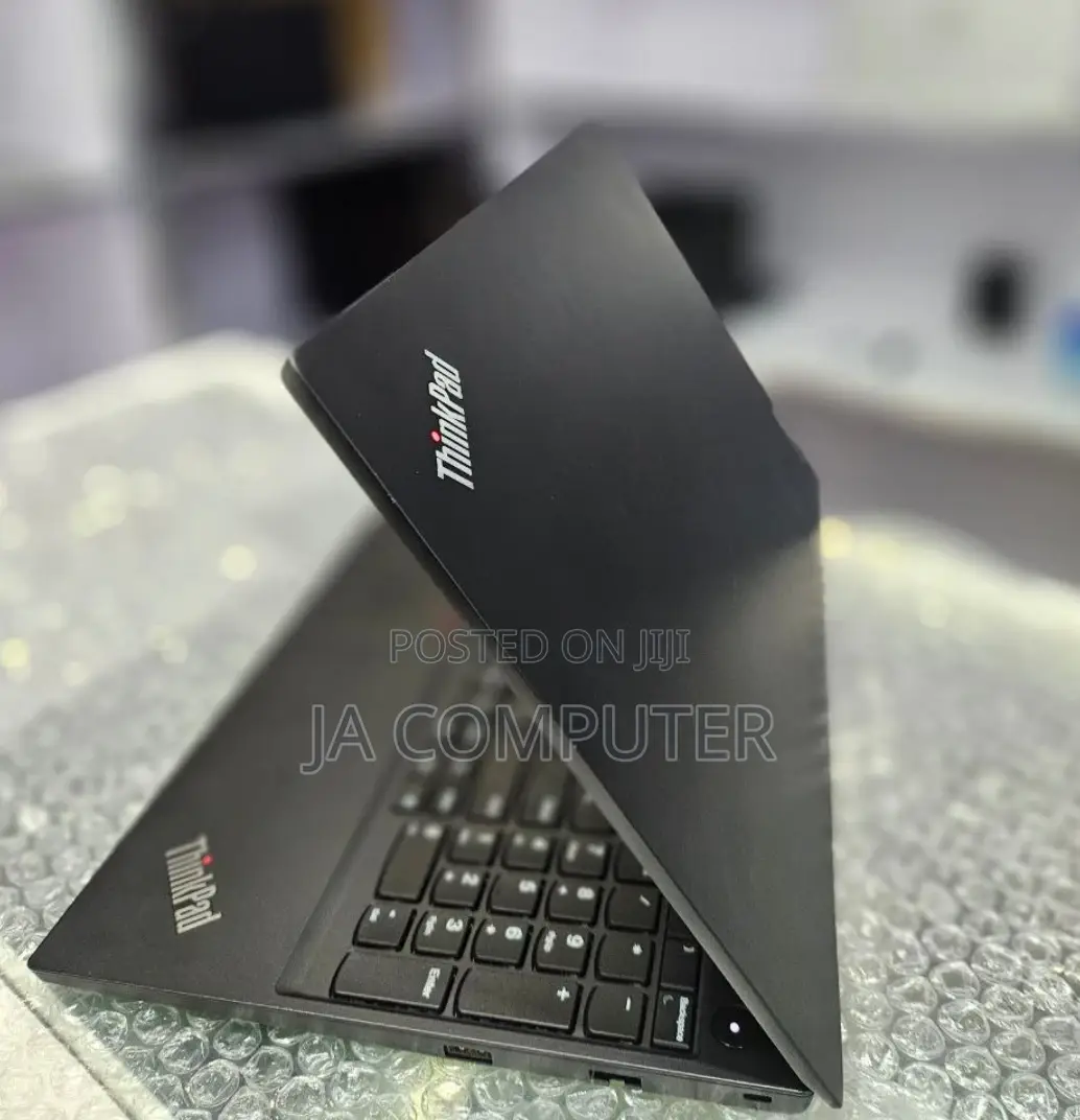 New Laptop Lenovo Thinkpad E15 16GB Intel Core I7 SSD 512GB