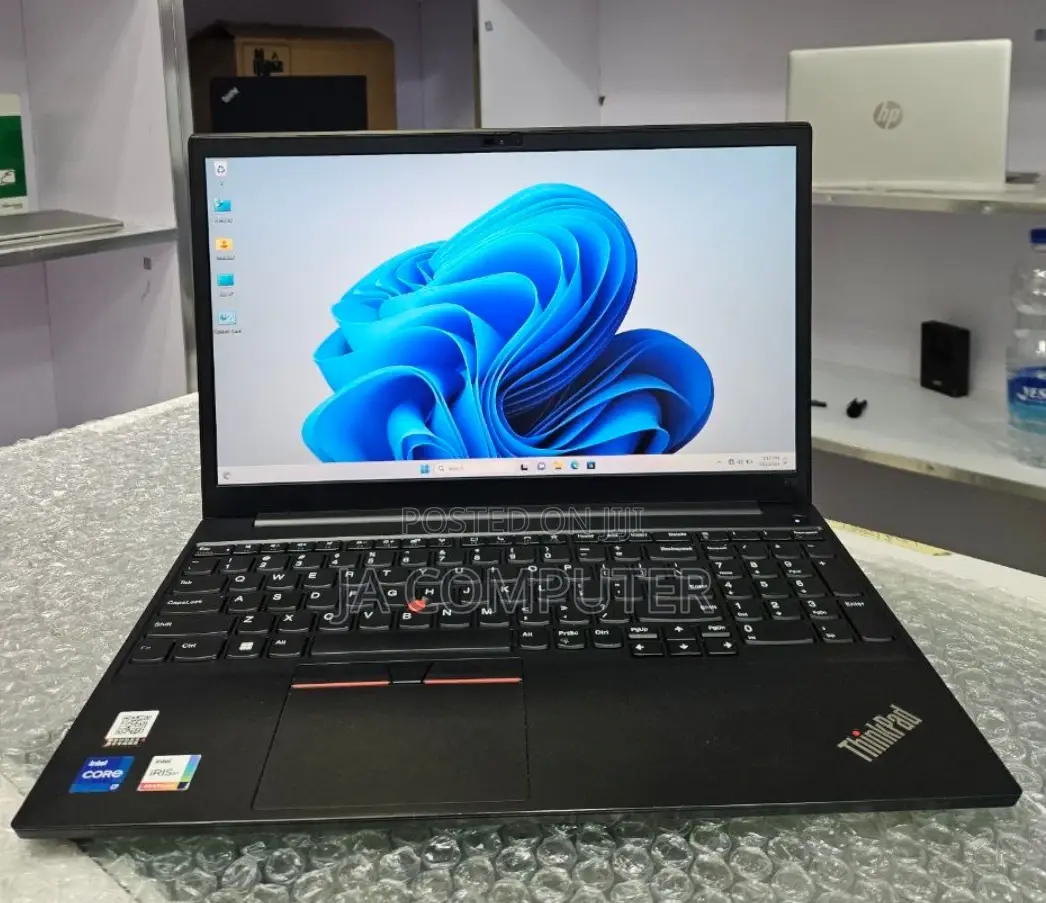 New Laptop Lenovo Thinkpad E15 16GB Intel Core I7 SSD 512GB