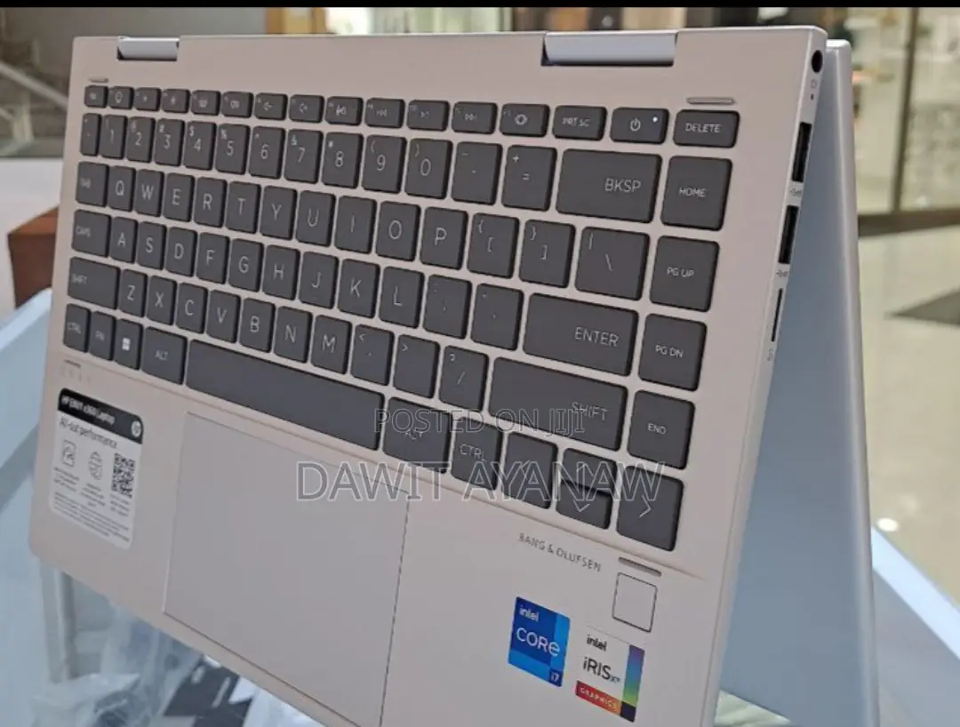 New Laptop HP 16GB Intel Core I7 SSD 1T