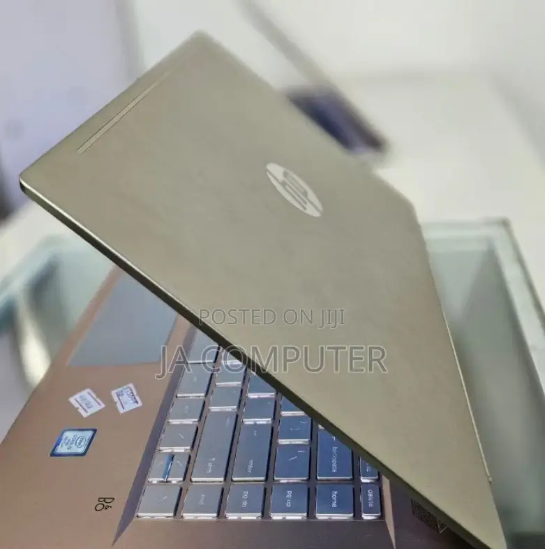 New Laptop HP Pavilion 15 8GB Intel Core I5 SSD 512GB