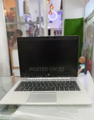 New Laptop HP EliteBook 830 8GB Intel Core I5 SSD 512GB