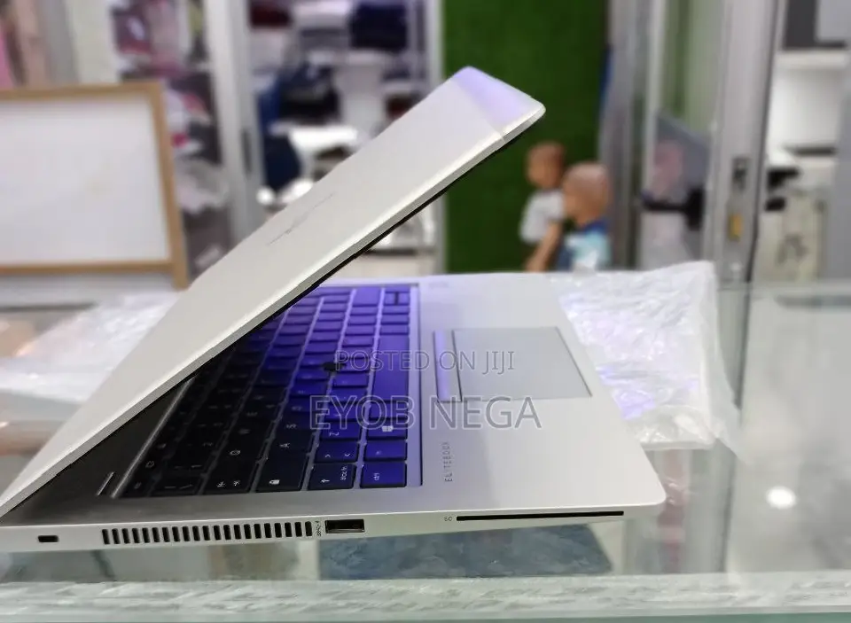 New Laptop HP EliteBook 830 G6 8GB Intel Core I5 SSD 512GB