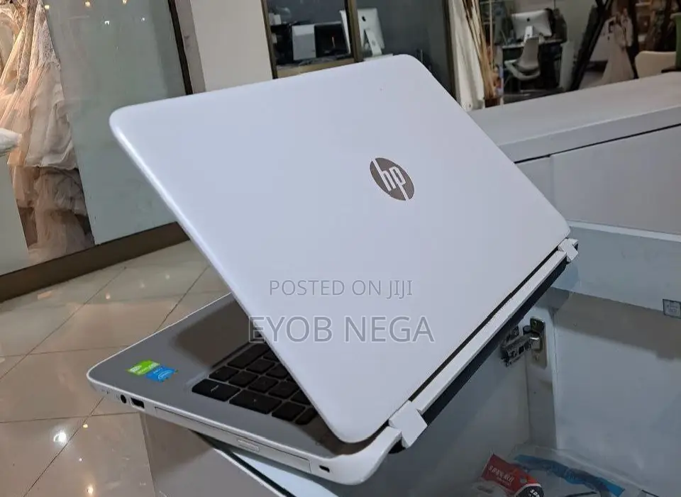 New Laptop HP Pavilion 15 8GB Intel Core I5 HDD 1T