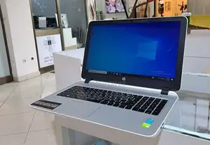 New Laptop HP Pavilion 15 8GB Intel Core I5 HDD 1T