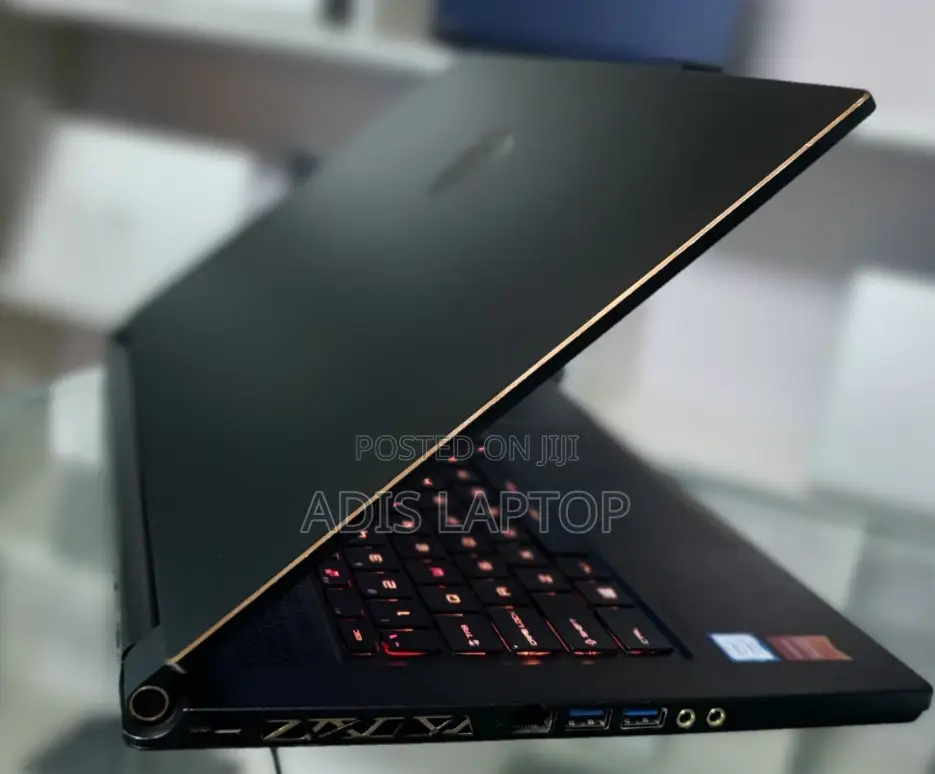 New Laptop MSI GS66 Stealth 10UG 16GB Intel Core I7 SSD 512GB