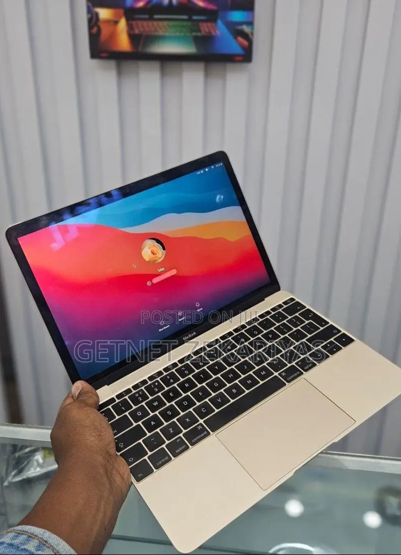 New Laptop Apple MacBook Air 8GB Intel Core M SSD 256GB