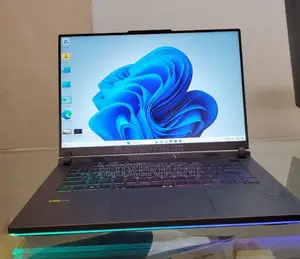 New Laptop Asus 16GB Intel Core I7 SSD 1T