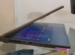 New Laptop Asus 16GB Intel Core I7 SSD 1T
