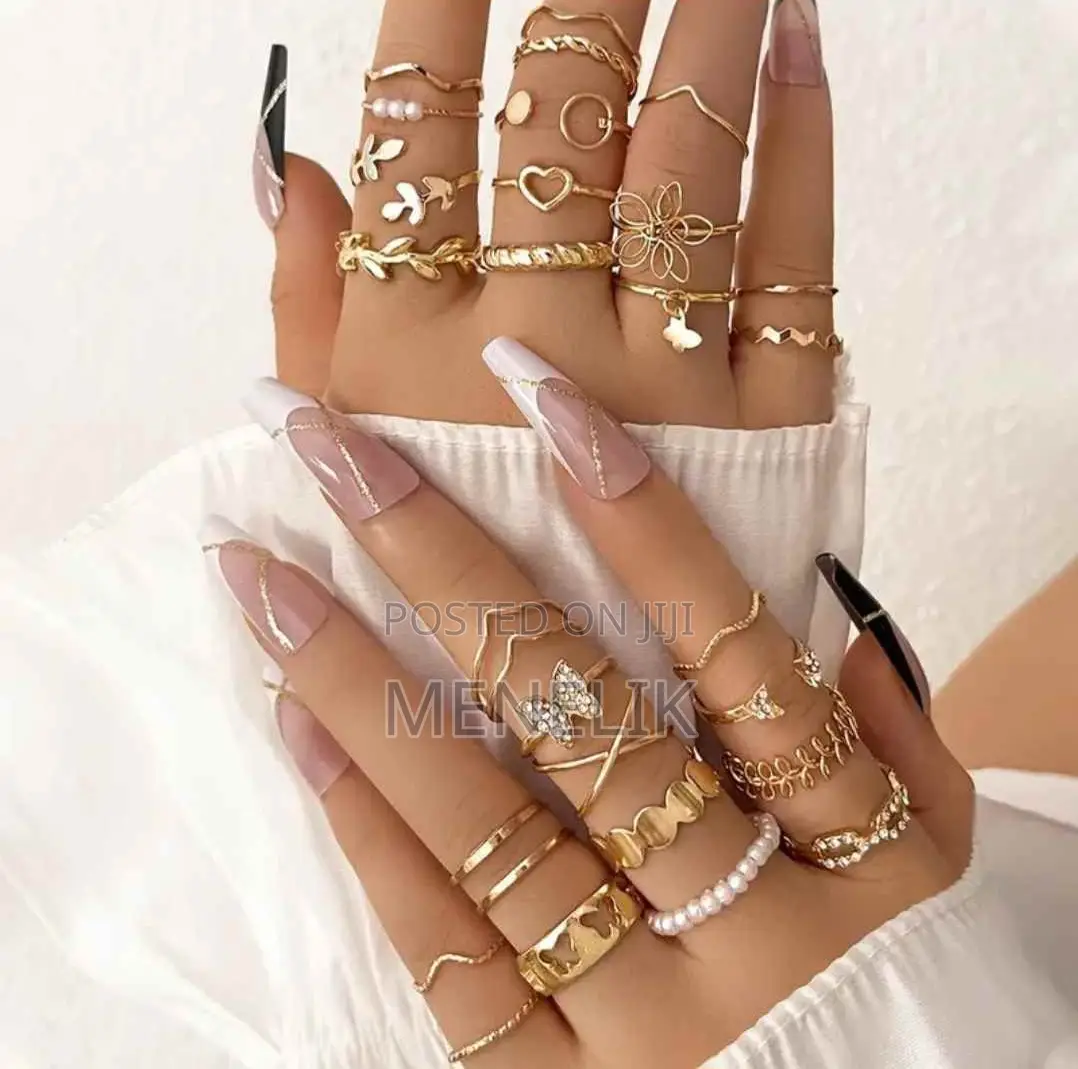 Trendy Rings