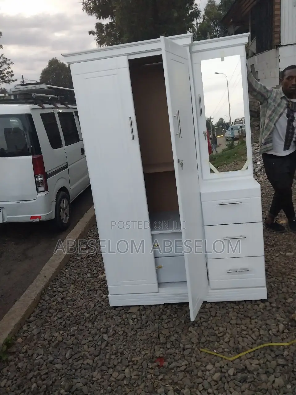 1,20 Cm ቁምሳጥን