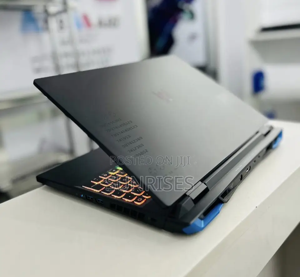 New Laptop Acer Predator Helios 300 16GB Intel Core I7 SSD 1T