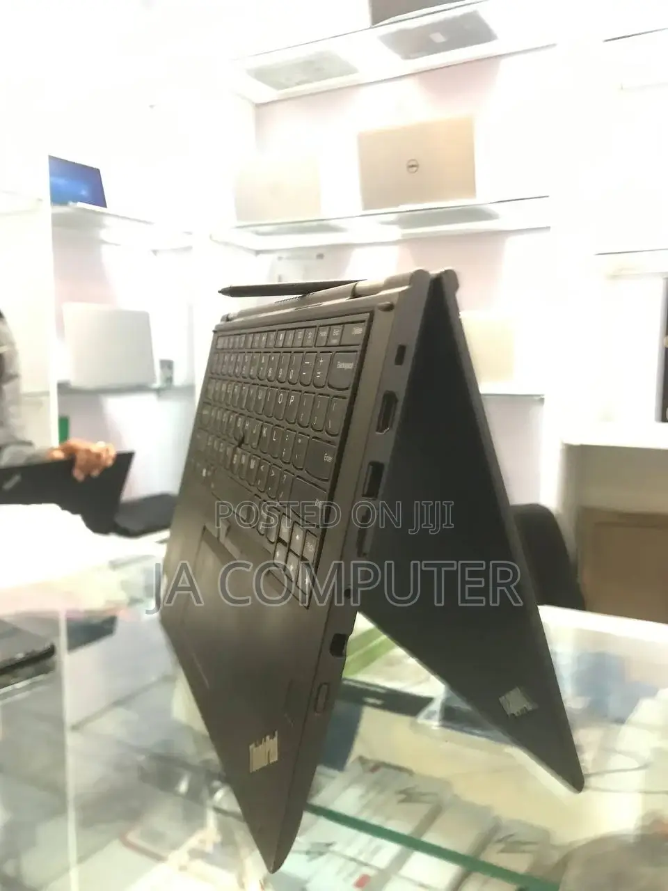 New Laptop Lenovo ThinkPad Yoga 370 8GB Intel Core I5 SSD 512GB