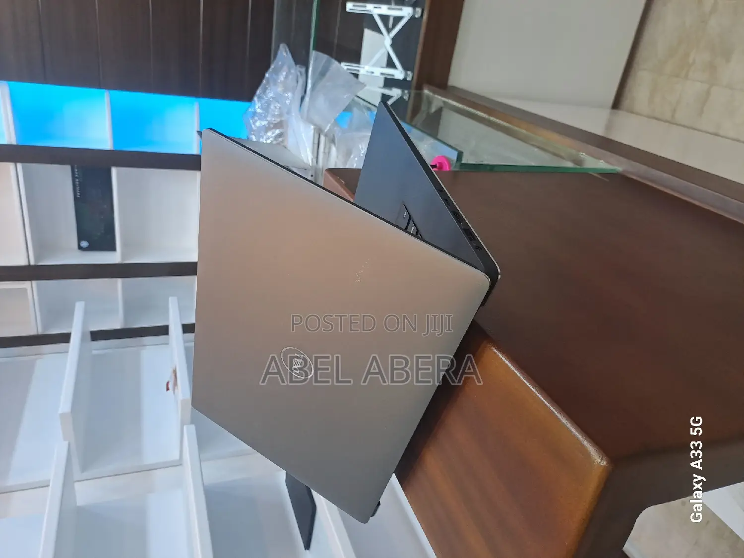 New Laptop Dell Precision 15 5540 16GB Intel Core i7 SSD 512GB