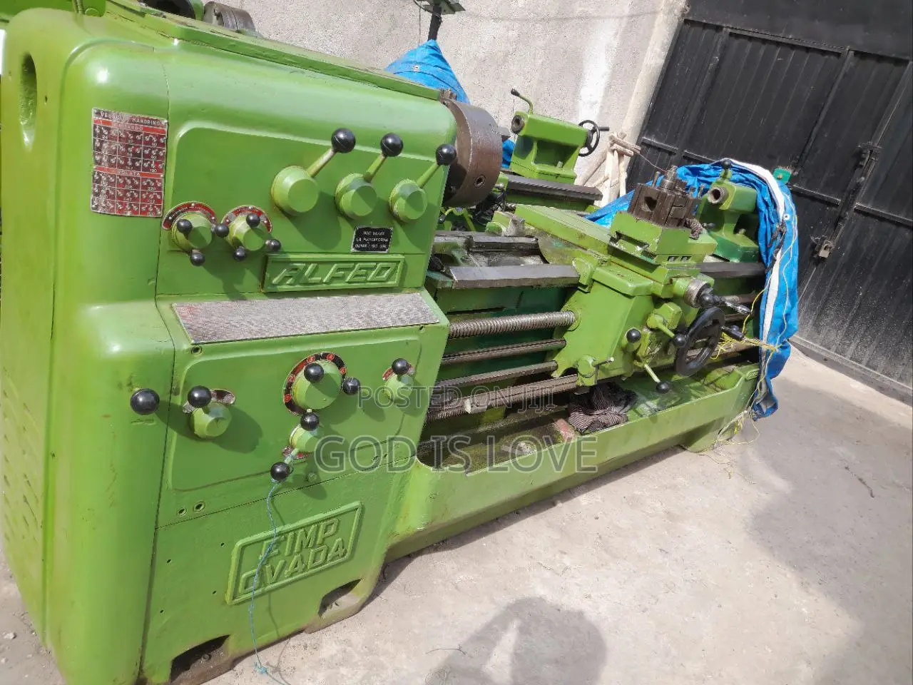 የቶርኖ ሽያጭ Lathe Machine