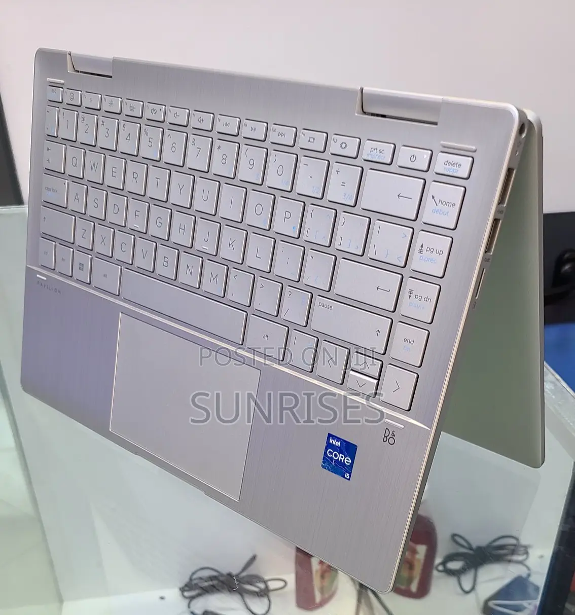 New Laptop HP X2 8GB Intel Core I5 SSD 512GB