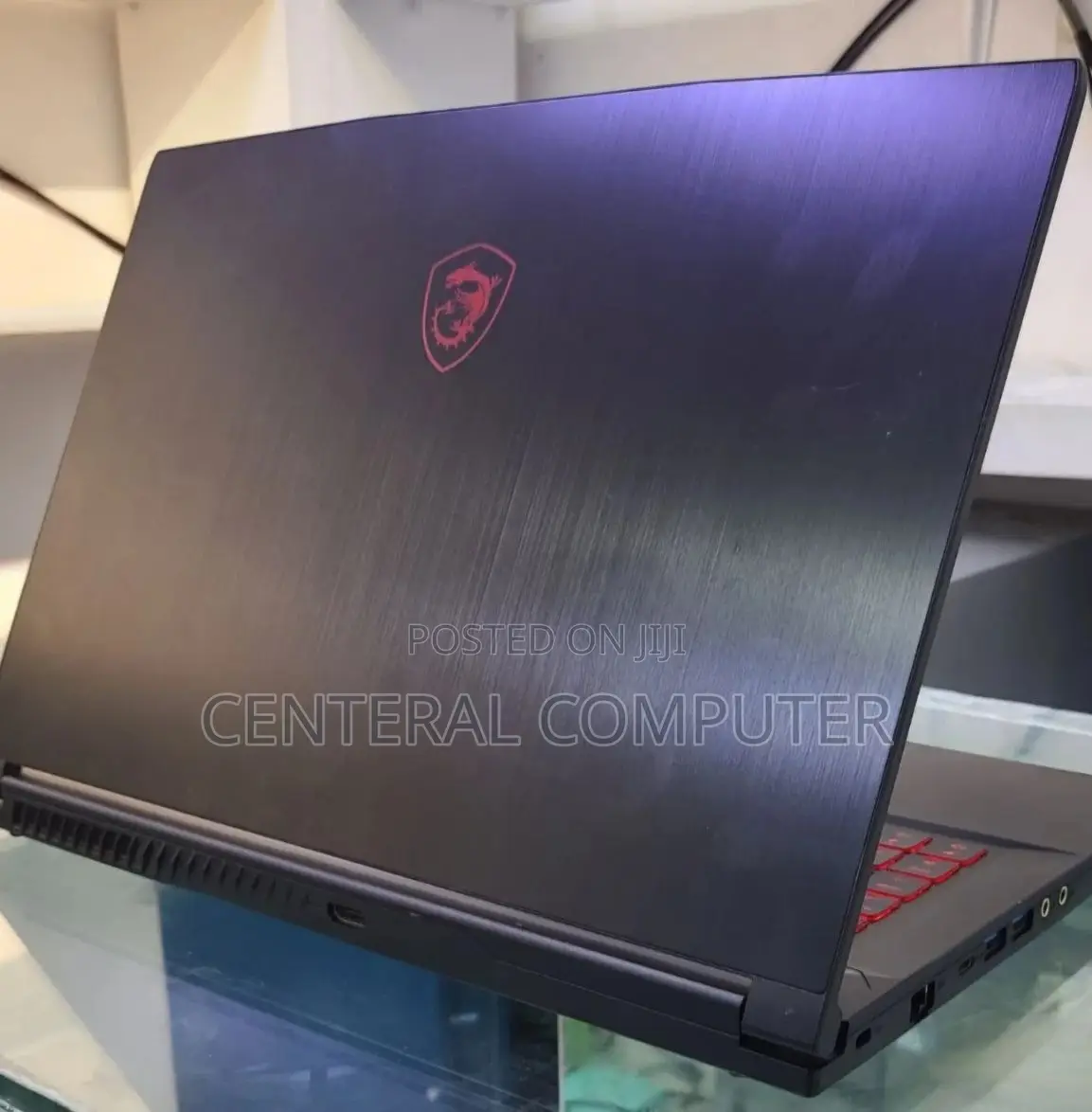 New Laptop MSI GP75 Leopard 16GB Intel Core I7 SSD 512GB