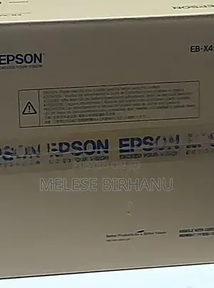 New Epson Projexctor X49 Projector