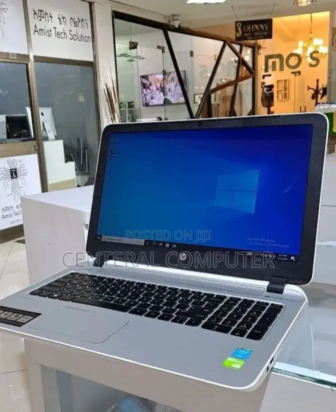 New Laptop HP 14-Dq1088wm 8GB Intel Core I5 HDD 1T