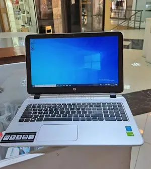 New Laptop HP 14-Dq1088wm 8GB Intel Core I5 HDD 1T