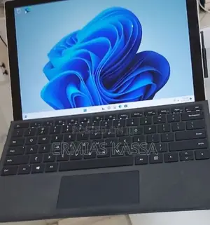 New Microsoft Surface Pro 5 128 GB Black