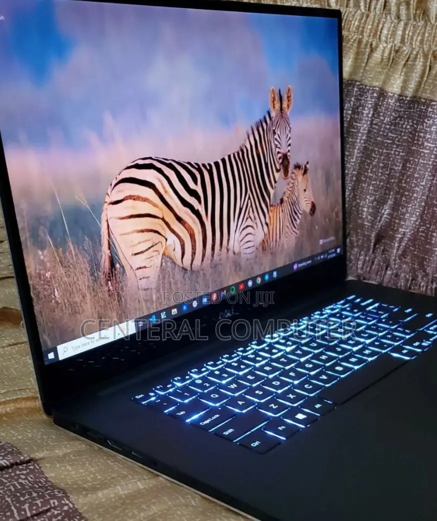 New Laptop Dell XPS 15 16GB Intel Core I7 SSD 512GB