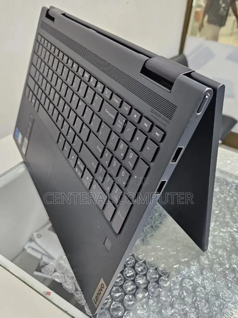 New Laptop Lenovo ThinkPad Yoga 12GB Intel Core i7 SSD 512GB