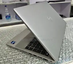 New Laptop Dell Precision 15 5540 16GB Intel Core I7 SSD 512GB