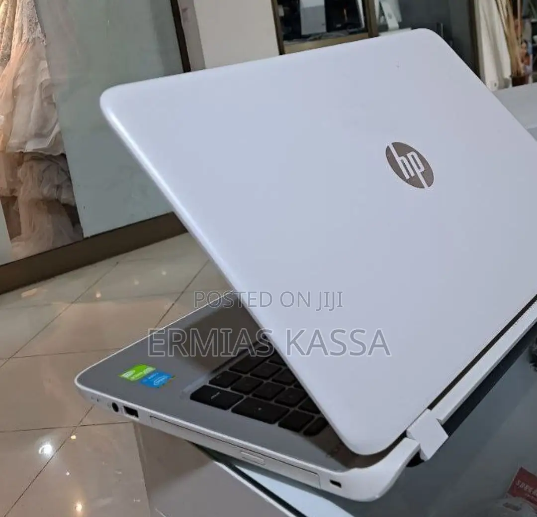 Laptop HP Pavilion 13 8GB Intel Core I5 HDD 1T