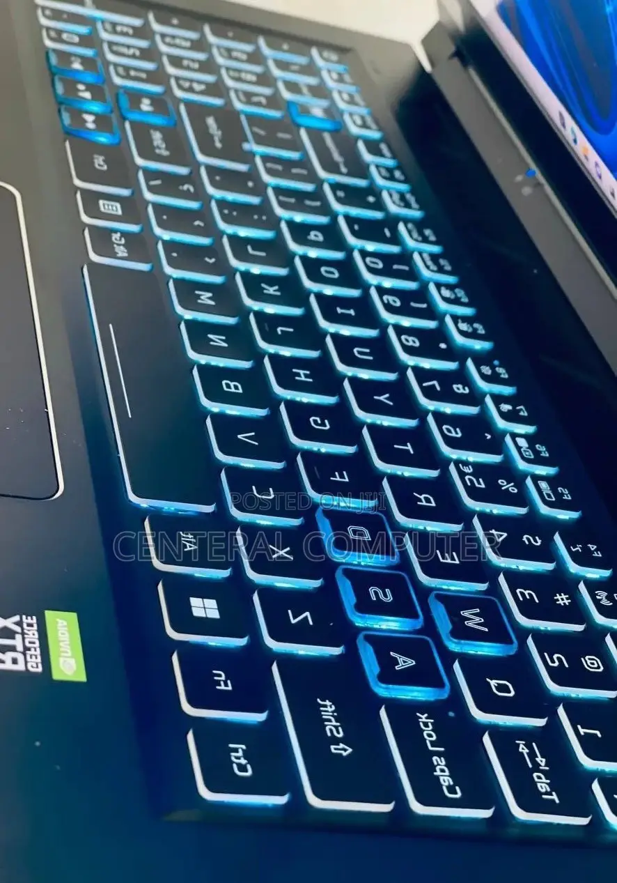 New Laptop Acer Predator Helios 16 16GB Intel Core I9 SSD 512GB