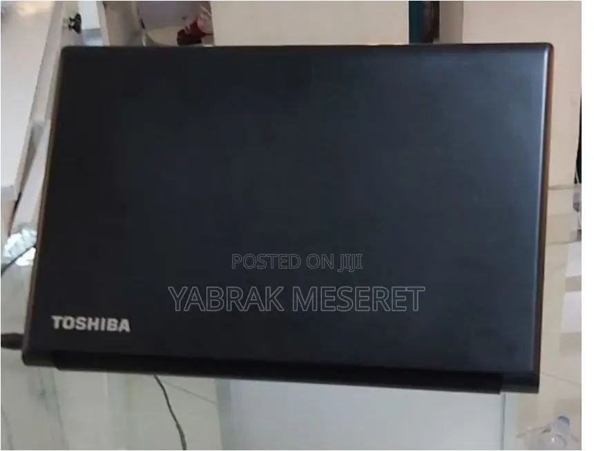 Laptop Toshiba 8GB Intel Core I3 HDD 500GB