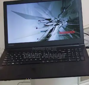 New Laptop Toshiba 4GB Intel Core I3 HDD 500GB