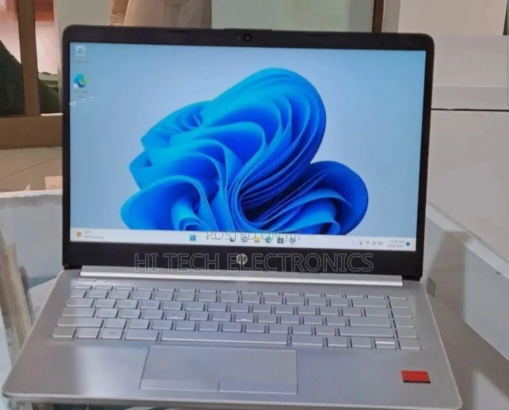 New Laptop HP Stream Notebook 8GB Intel Core I5 HDD 1T