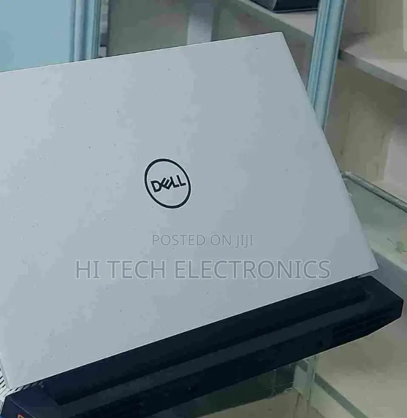 New Laptop Dell G15 5511 16GB AMD Ryzen 7 SSD 512GB