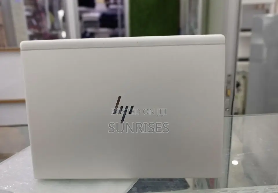 New Laptop HP EliteBook 830 8GB Intel Core I5 SSD 512GB