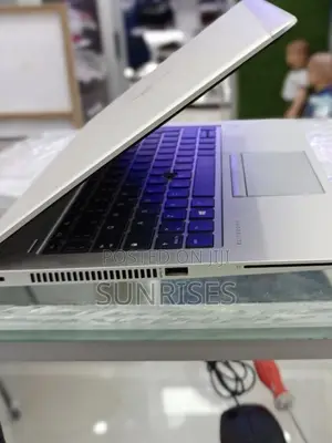 New Laptop HP EliteBook 830 8GB Intel Core I5 SSD 512GB