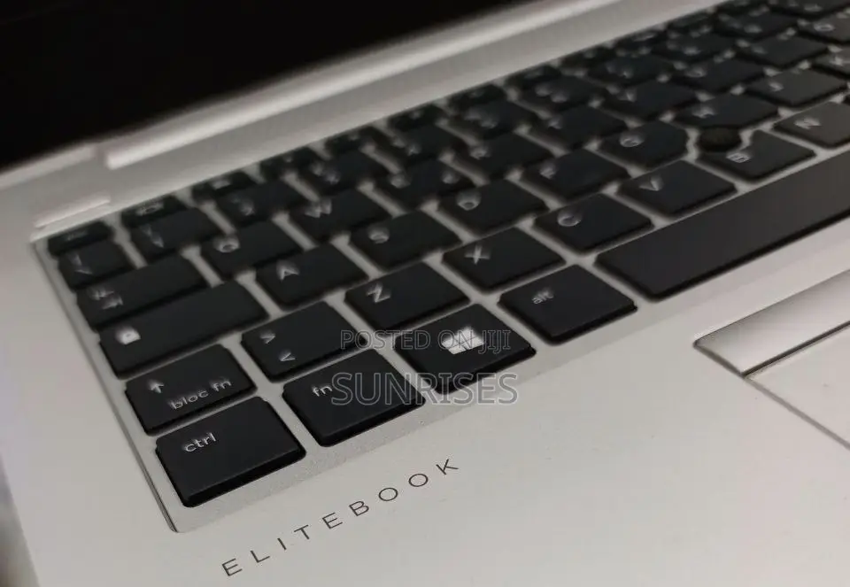 New Laptop HP EliteBook 830 8GB Intel Core I5 SSD 512GB