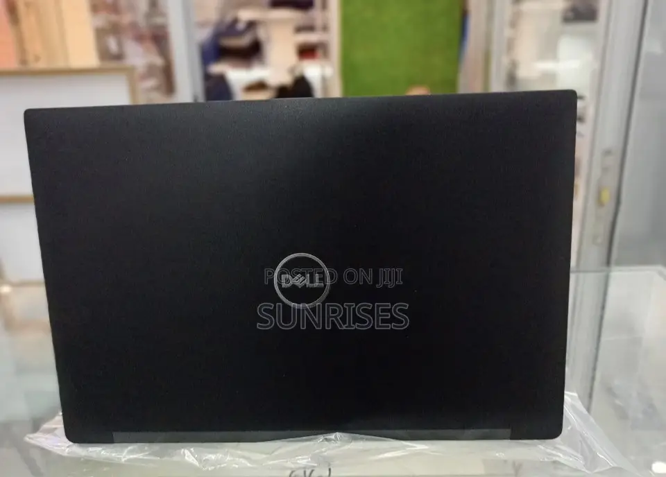 New Laptop Dell Latitude 5310 16GB Intel Core I7 SSD 512GB