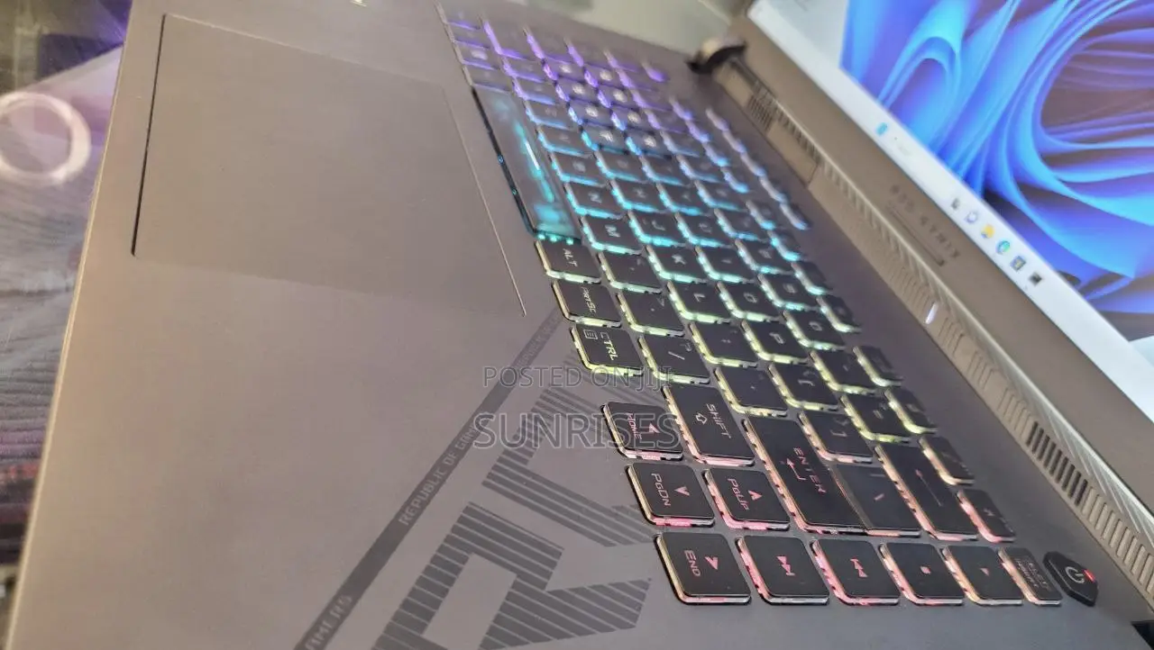 New Laptop Asus ROG Strix G15 16GB Intel Core I7 SSD 1T