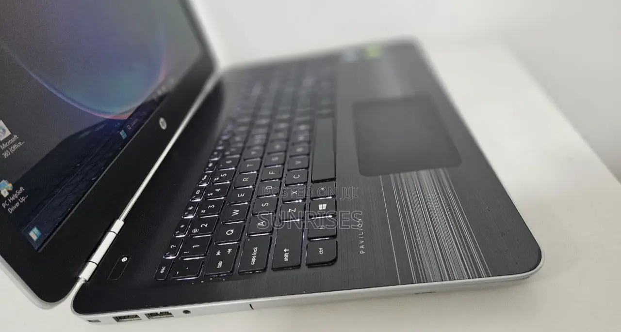New Laptop HP Pavilion 15 8GB Intel Core I5 SSD 512GB