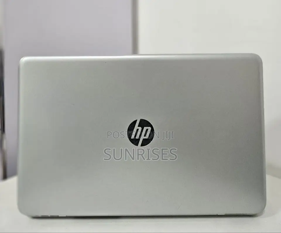 New Laptop HP Pavilion 15 8GB Intel Core I5 SSD 512GB