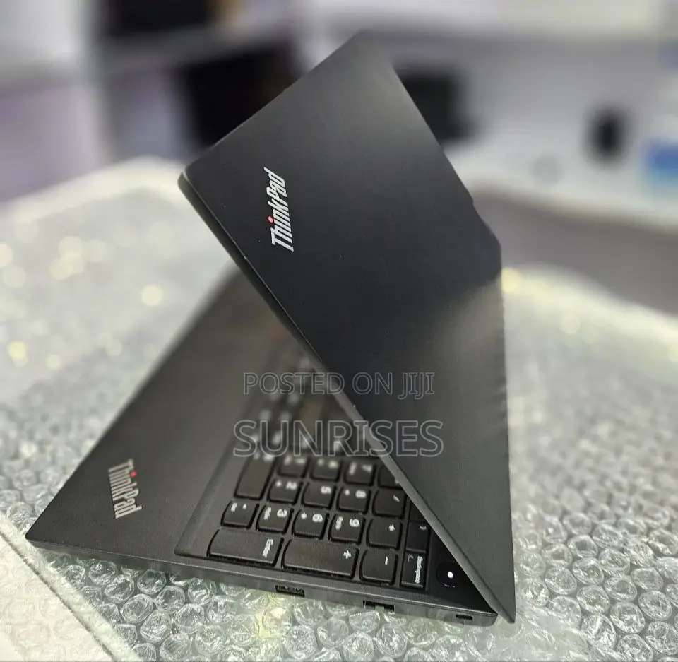 New Laptop Lenovo Thinkpad E15 16GB Intel Core I7 SSD 512GB